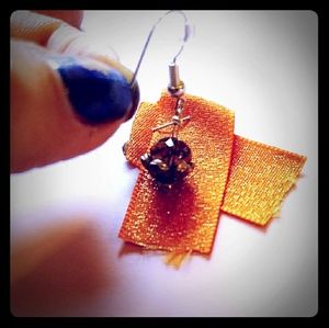 Handmade earings w/ms ribbon